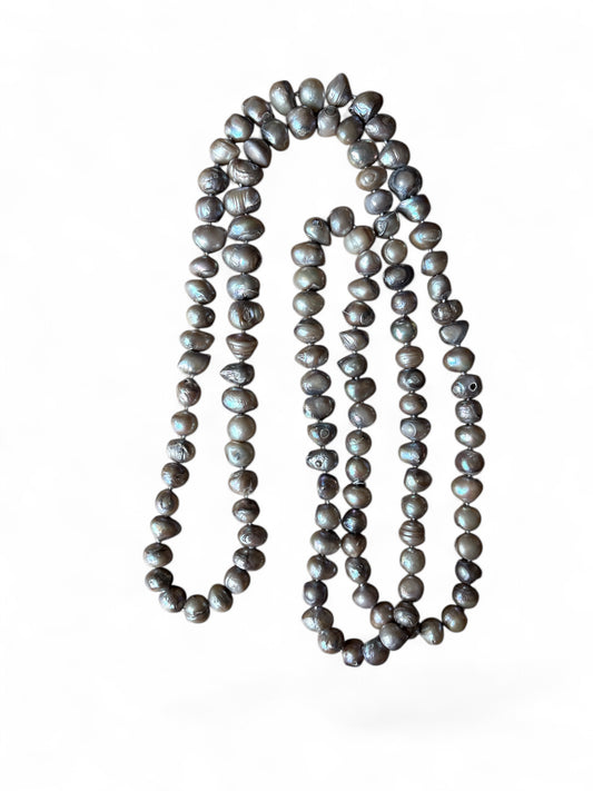 Lange parelketting zilvergrijs